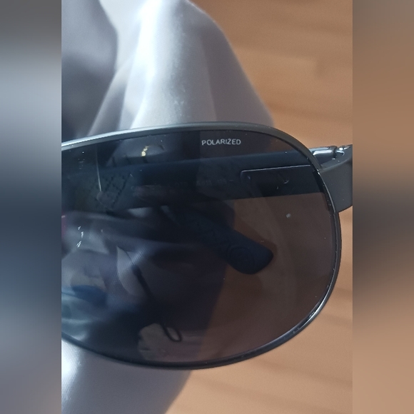 Gucci Polarized Sunglasses GG - Picture 2 of 11